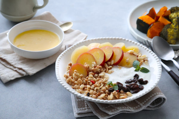 さつまいもとりんごの蒸しコンポートのヨーグルト